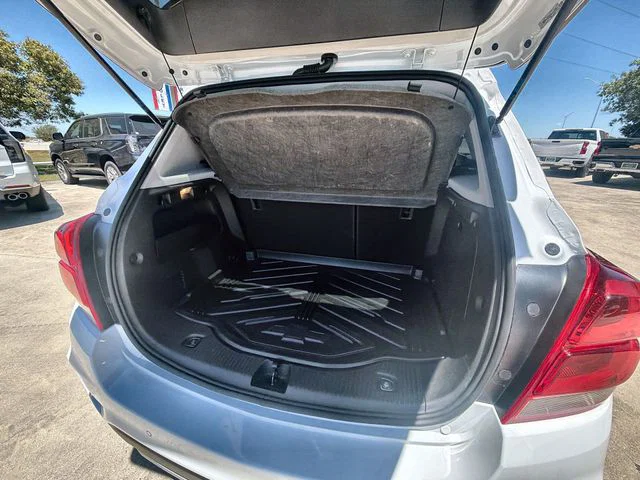 vehicle-img