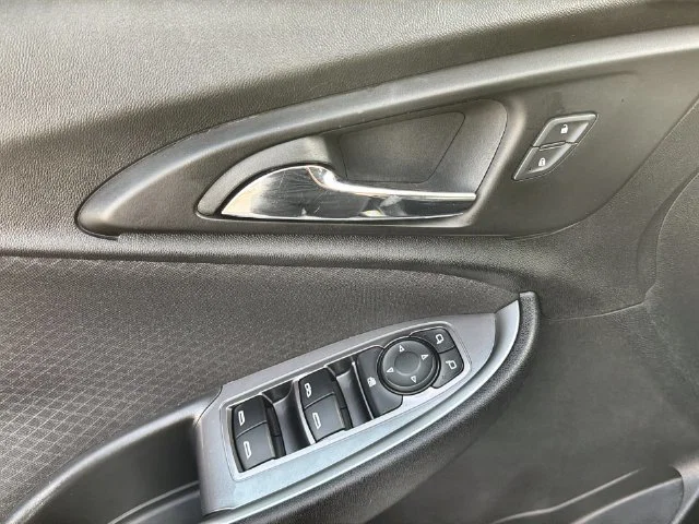 vehicle-img