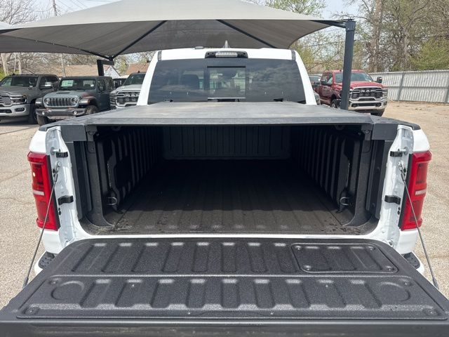 vehicle-img