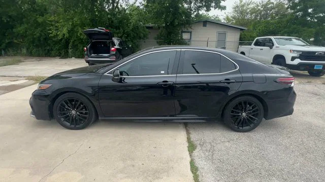 vehicle-img