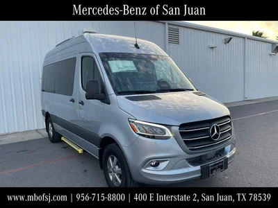 new 2025 MERCEDES-BENZ