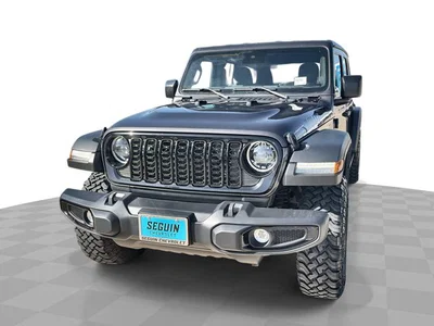 used 2025 JEEP