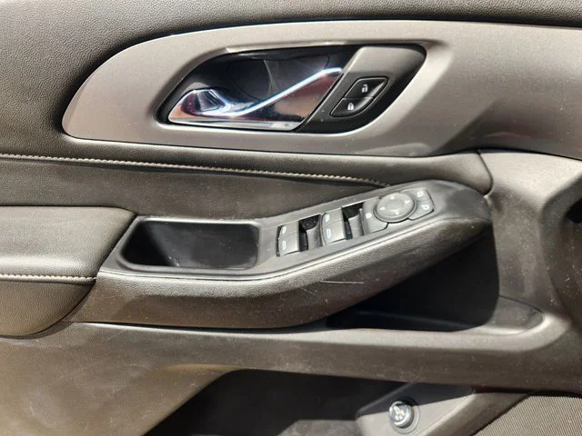 vehicle-img