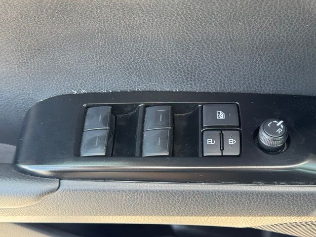 vehicle-img