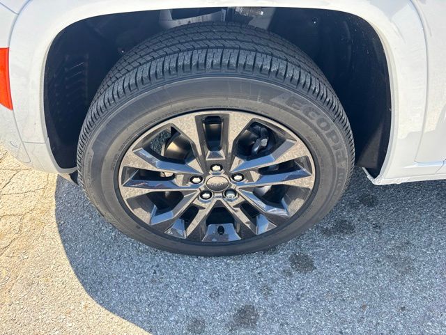 vehicle-img