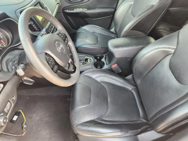 vehicle-img