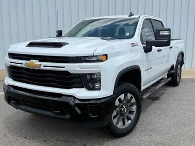 used 2025 CHEVROLET