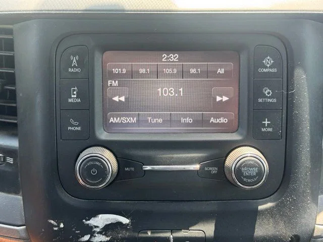 vehicle-img