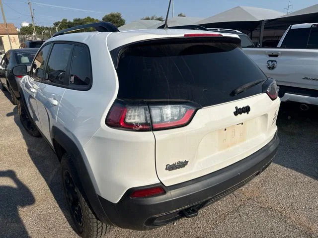 vehicle-img