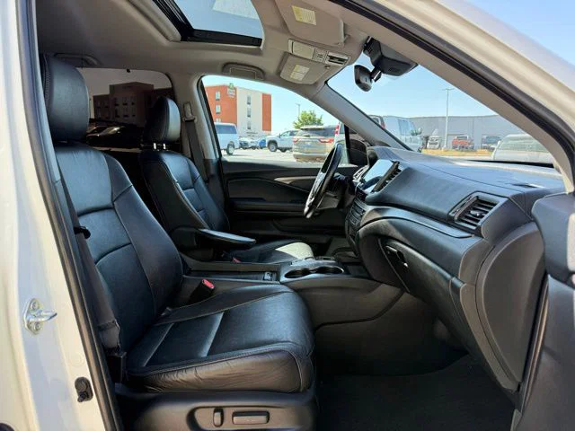 vehicle-img