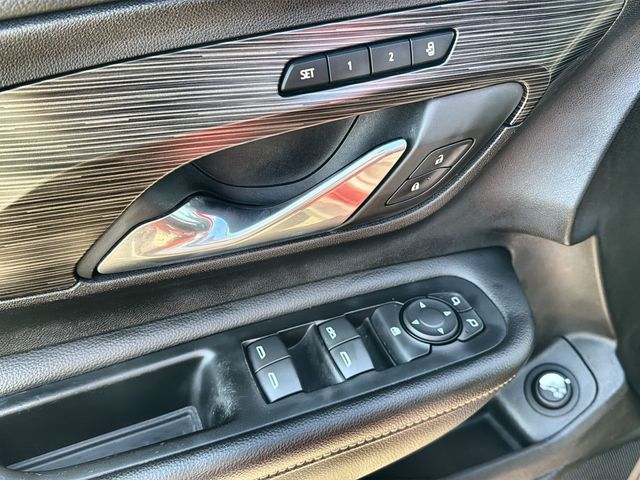 vehicle-img