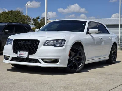 used 2023 CHRYSLER