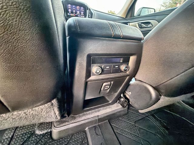 vehicle-img