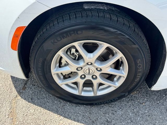 vehicle-img