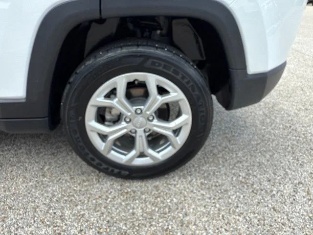 vehicle-img