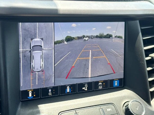 vehicle-img