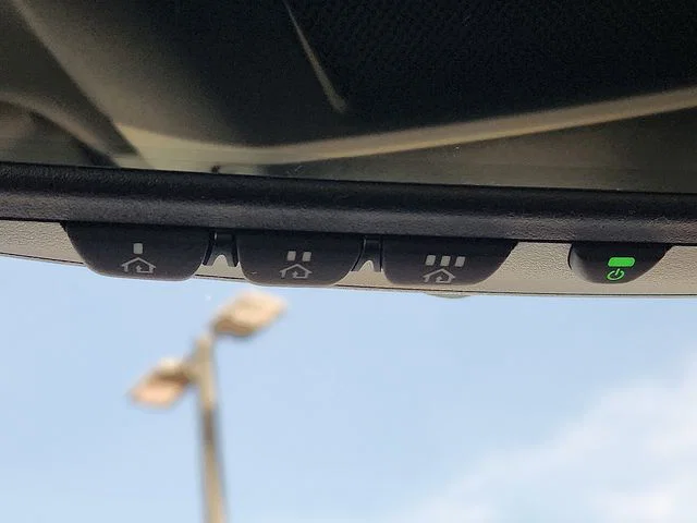 vehicle-img