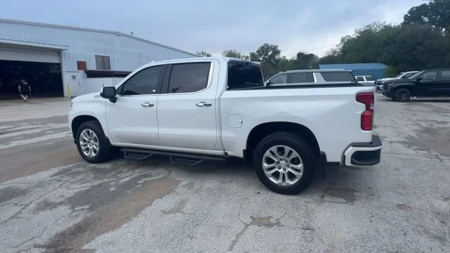 vehicle-img