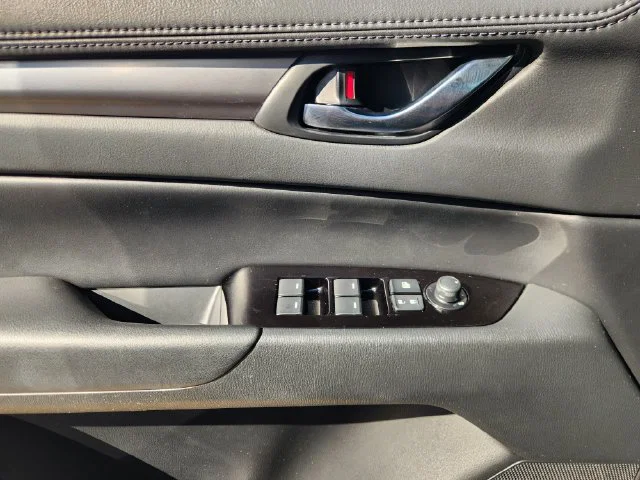 vehicle-img