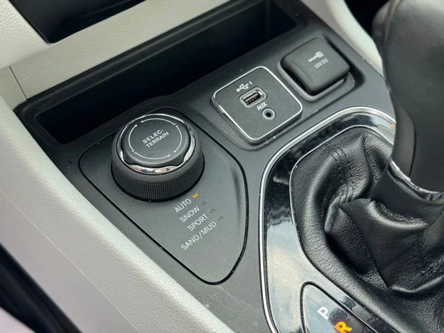 vehicle-img