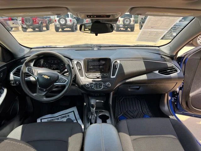 vehicle-img