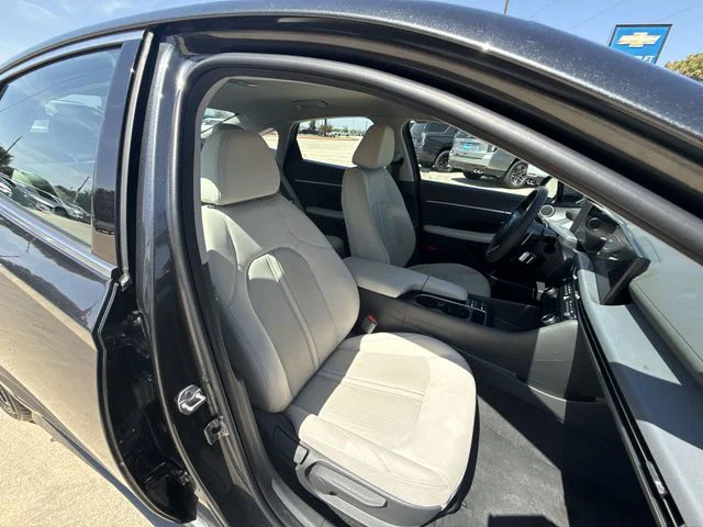 vehicle-img