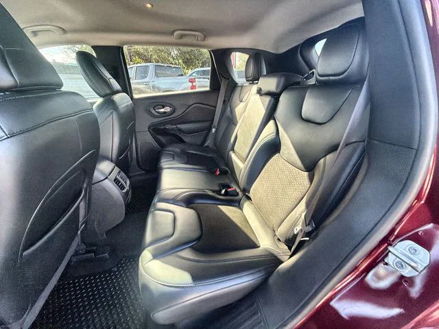 vehicle-img