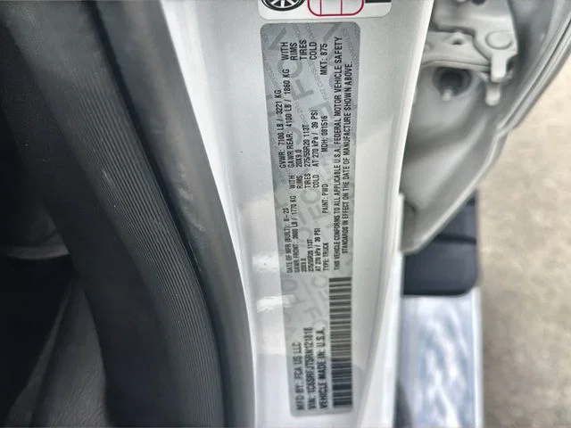 vehicle-img