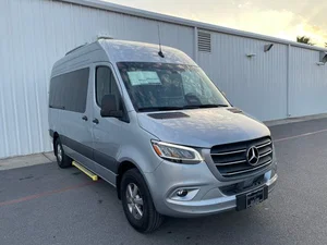 new 2025 MERCEDES-BENZ