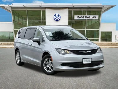 used 2023 CHRYSLER