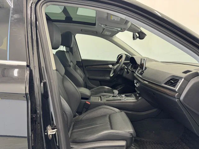 vehicle-img