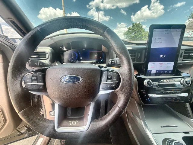vehicle-img