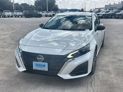 used 2025 NISSAN