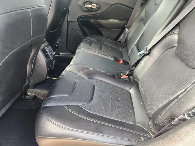 vehicle-img