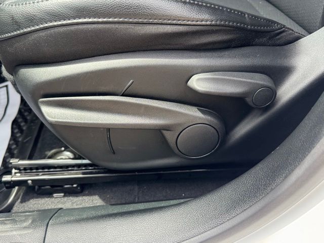 vehicle-img