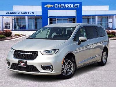 used 2023 CHRYSLER