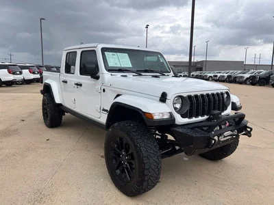 used 2025 JEEP