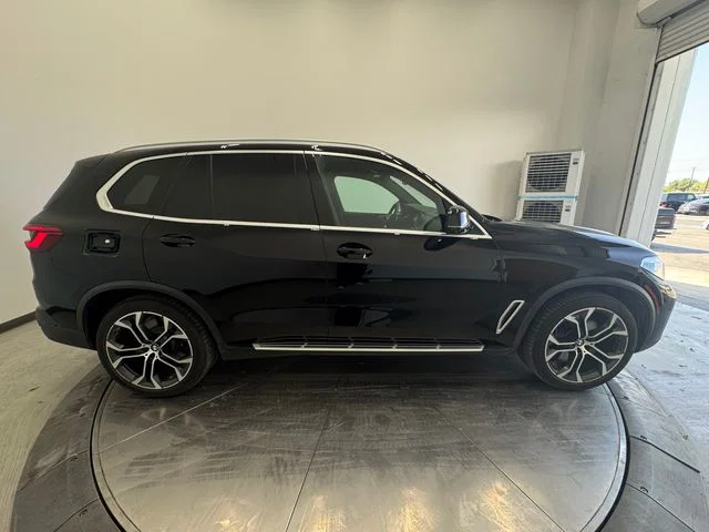 vehicle-img