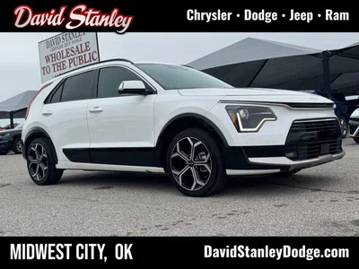 used 2023 KIA