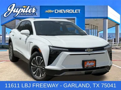 new 2025 CHEVROLET