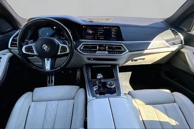 vehicle-img