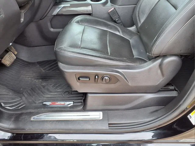 vehicle-img