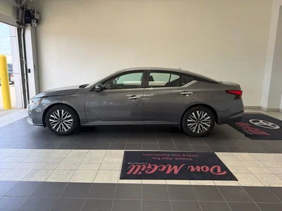 used 2025 NISSAN