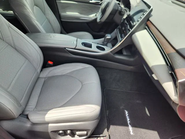 vehicle-img