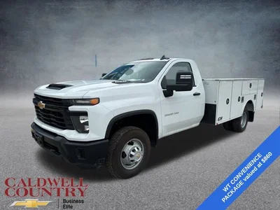 new 2024 CHEVROLET