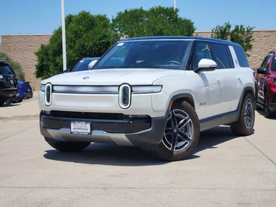 used 2025 RIVIAN