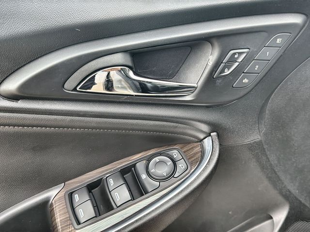 vehicle-img