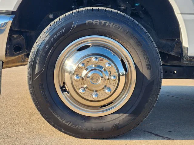 vehicle-img