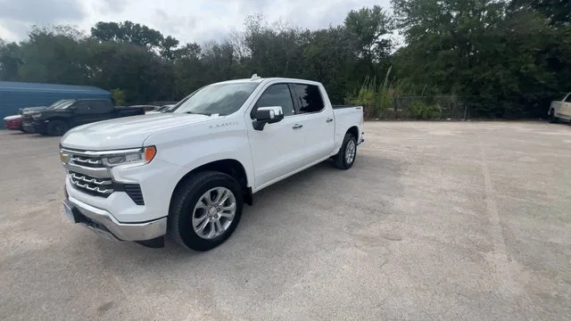 vehicle-img