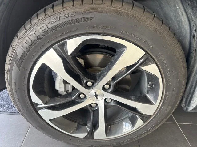 vehicle-img
